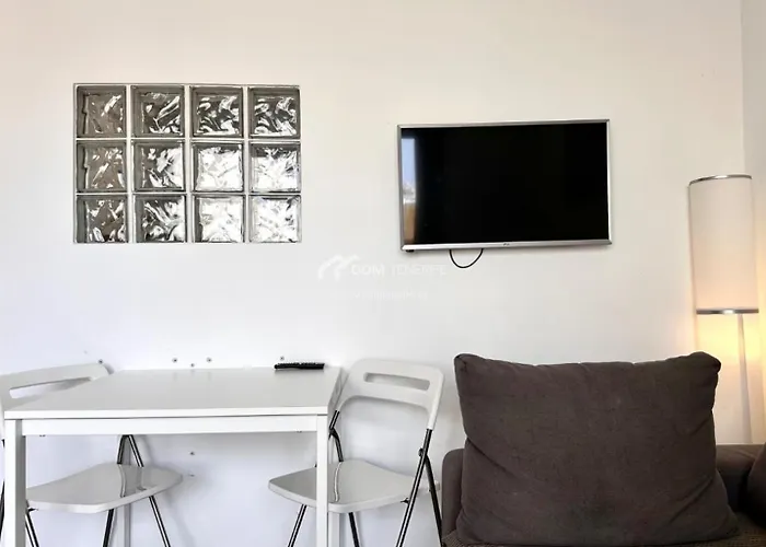 Апартаменти Complex Orlando, 1 Bed Modern Адехе